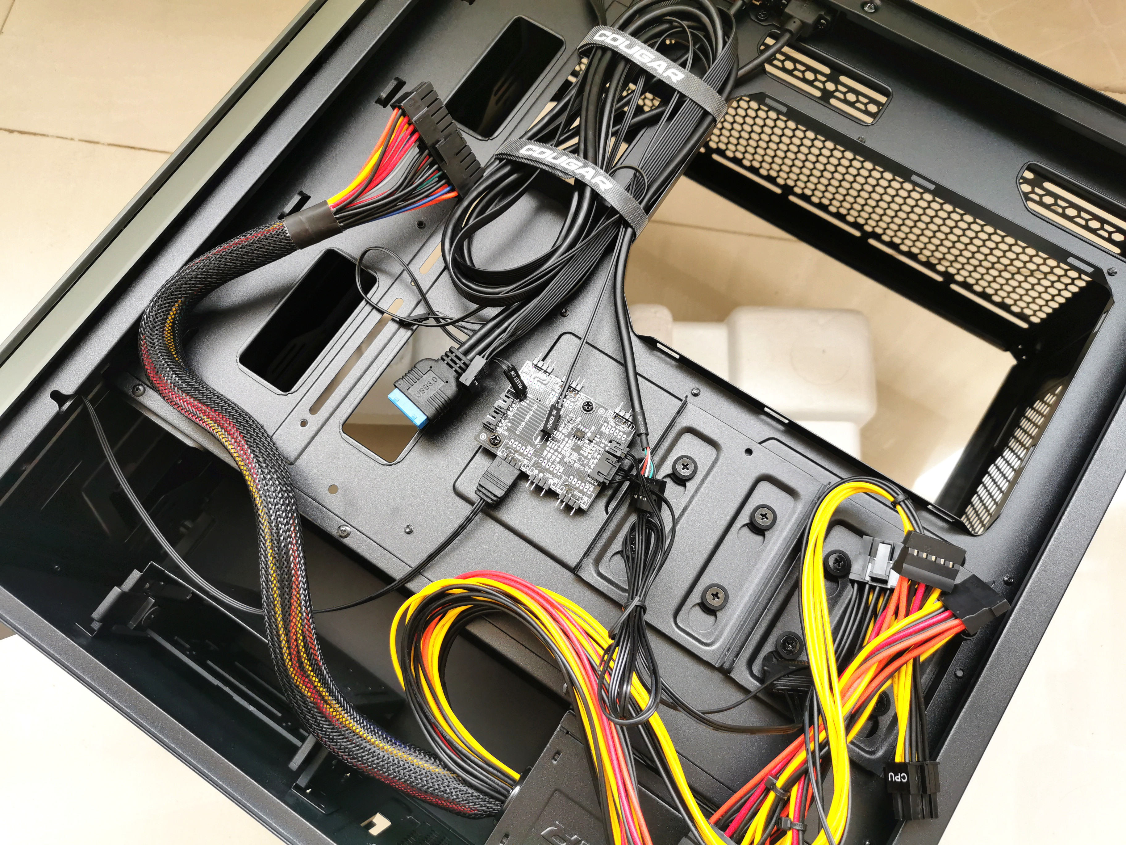 骨伽x70机箱,骨伽机箱x7