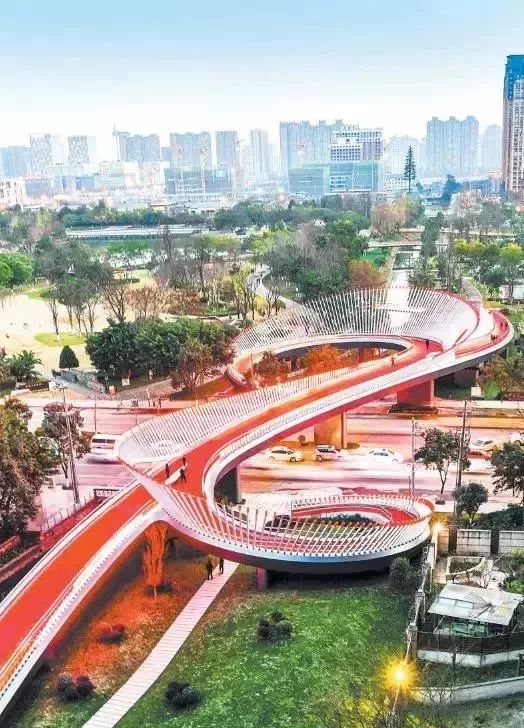 成都绿道被隔开,成都被3条路包围的楼盘