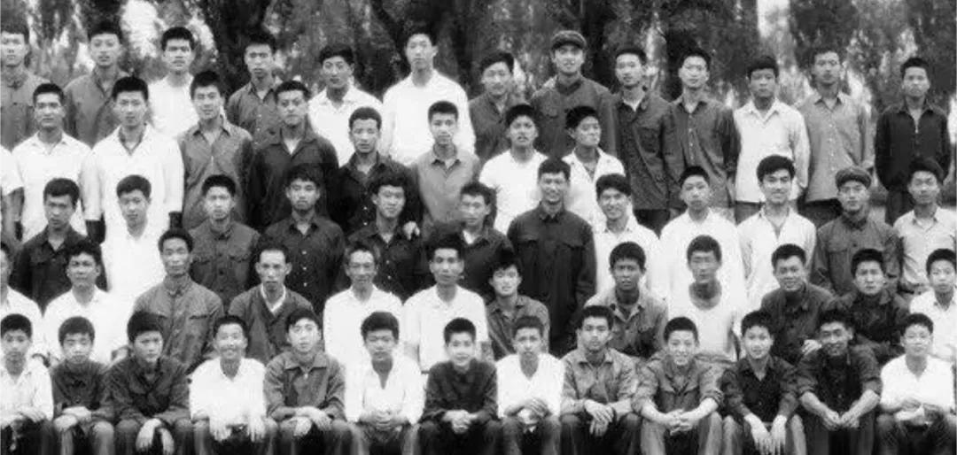 罗登仁小传(一):学艺于北京体育学院,辉煌的军旅足球生涯