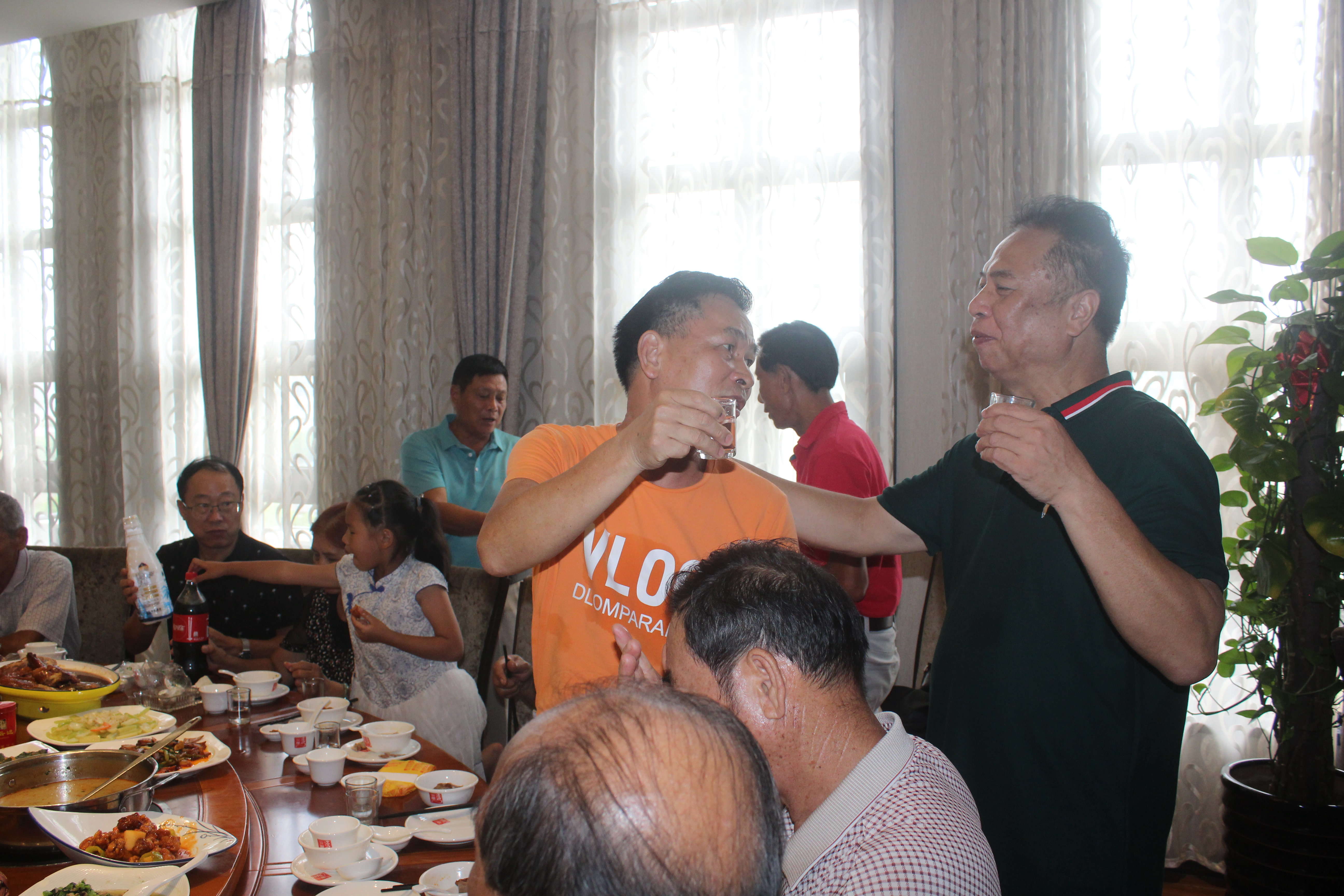 走进广空岁月永恒——地空导弹六团与四五八医院战友庆“八一”