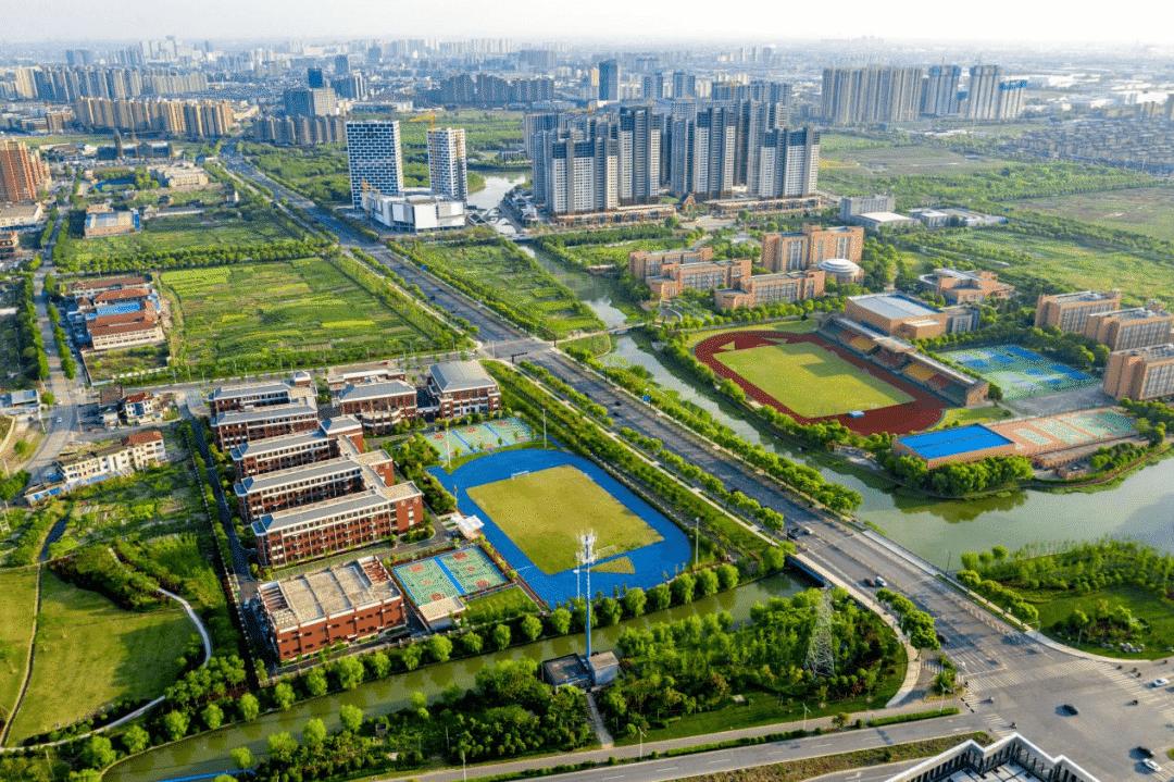 人口仅45万的*疆新**小城，为何过去30年人均GDP全国第一？