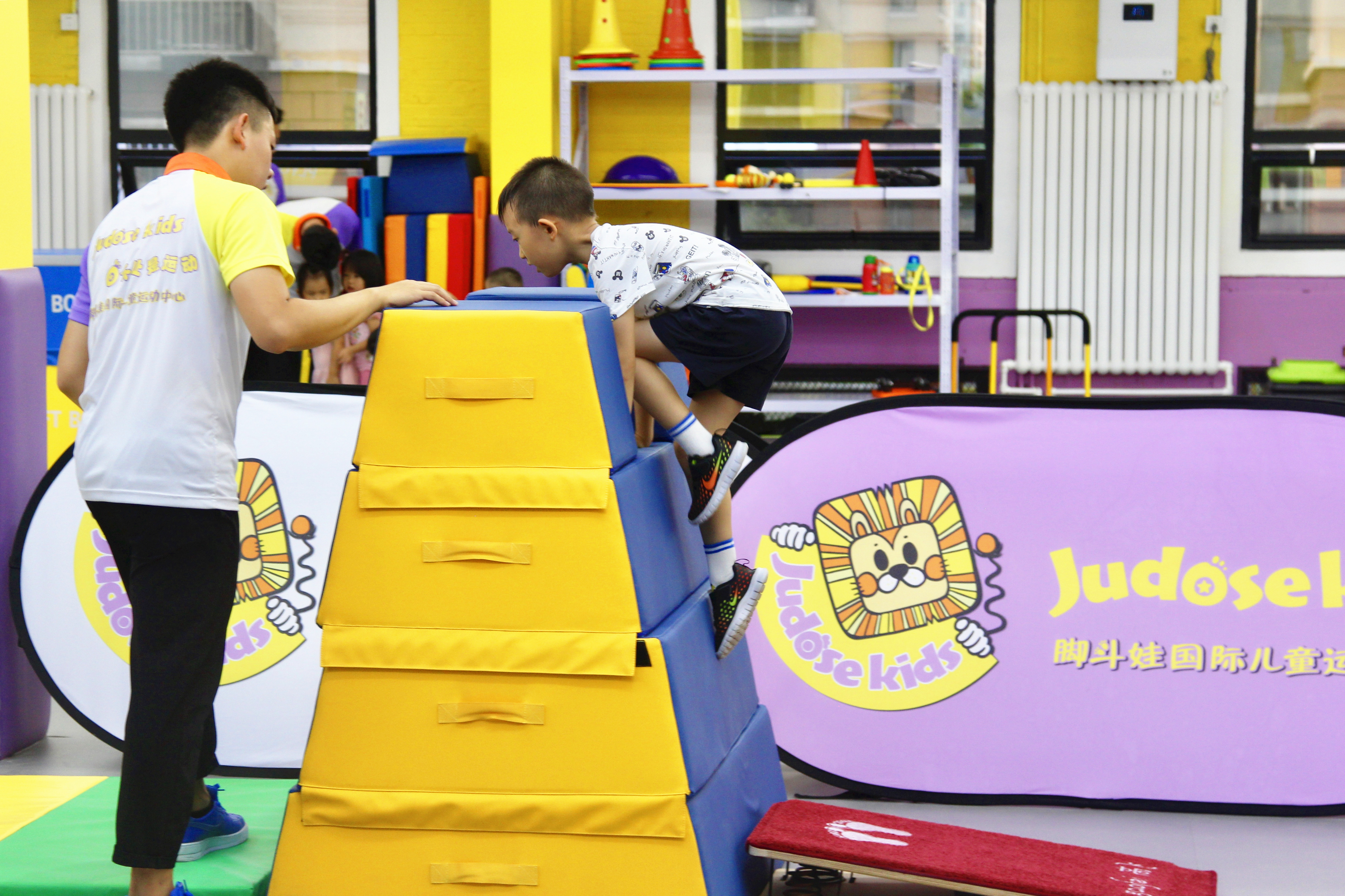 2岁小孩锻炼体能最好的方法,1-2岁幼儿体能训练方法