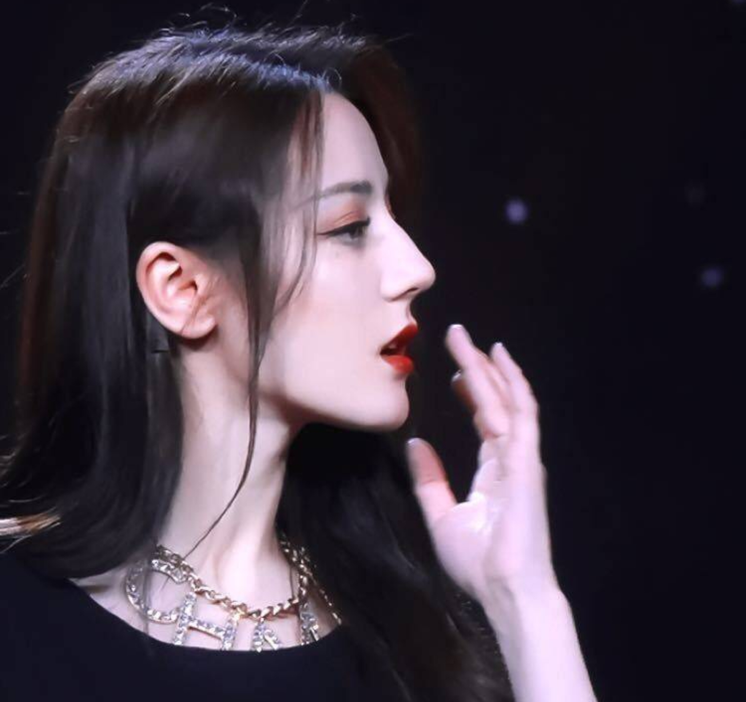 女生侧脸脸型分类图,女生的侧脸什么样的算好看