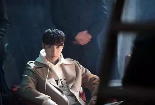 黄金瞳连续剧解读,黄金瞳盗墓电视剧