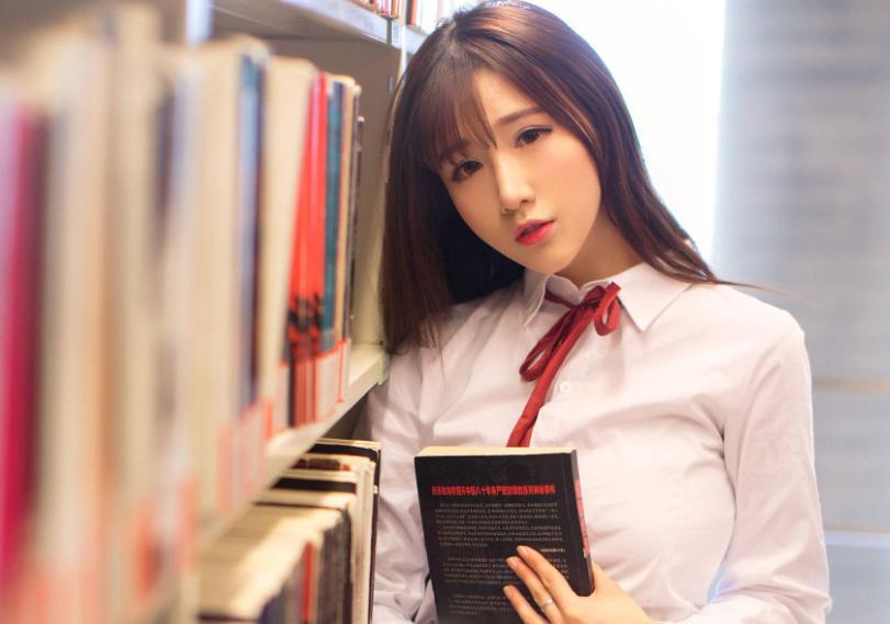 怎样追一个比较闷骚的男生,闷骚的男生咋追啊