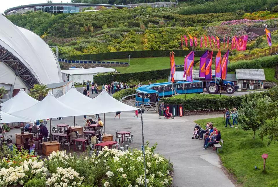 世界第八大奇迹：废矿变身伊甸园，年游客超两百万