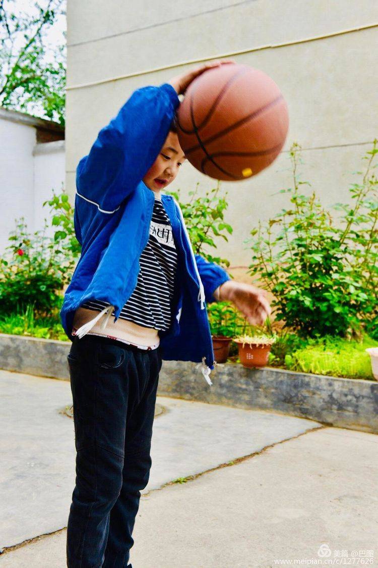 2019年“六一”节，洛阳巴图老师百幅儿童摄影图片