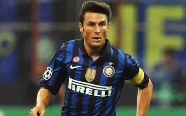 天下足球催泪文案足球解说员,天下足球c罗催泪文案