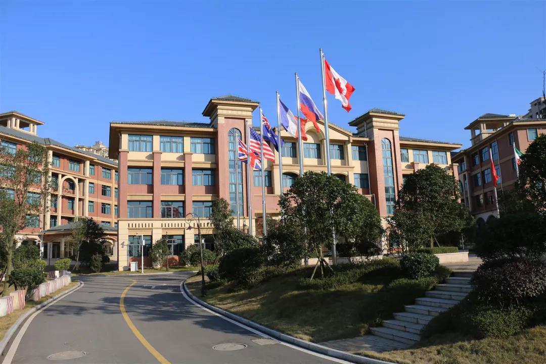 清华附中重本率,重本率99.5%的高中