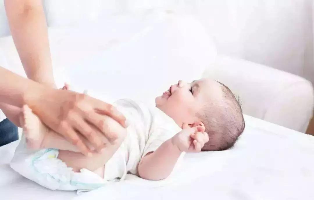 宝宝及宝妈护理流程,宝宝下身护理用什么