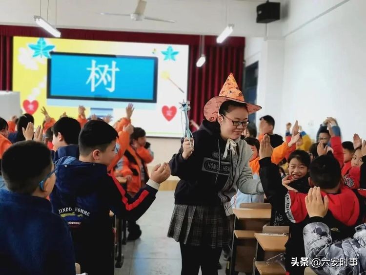 *光春**烂漫静待花开﻿——丰安小学3月活动纪实