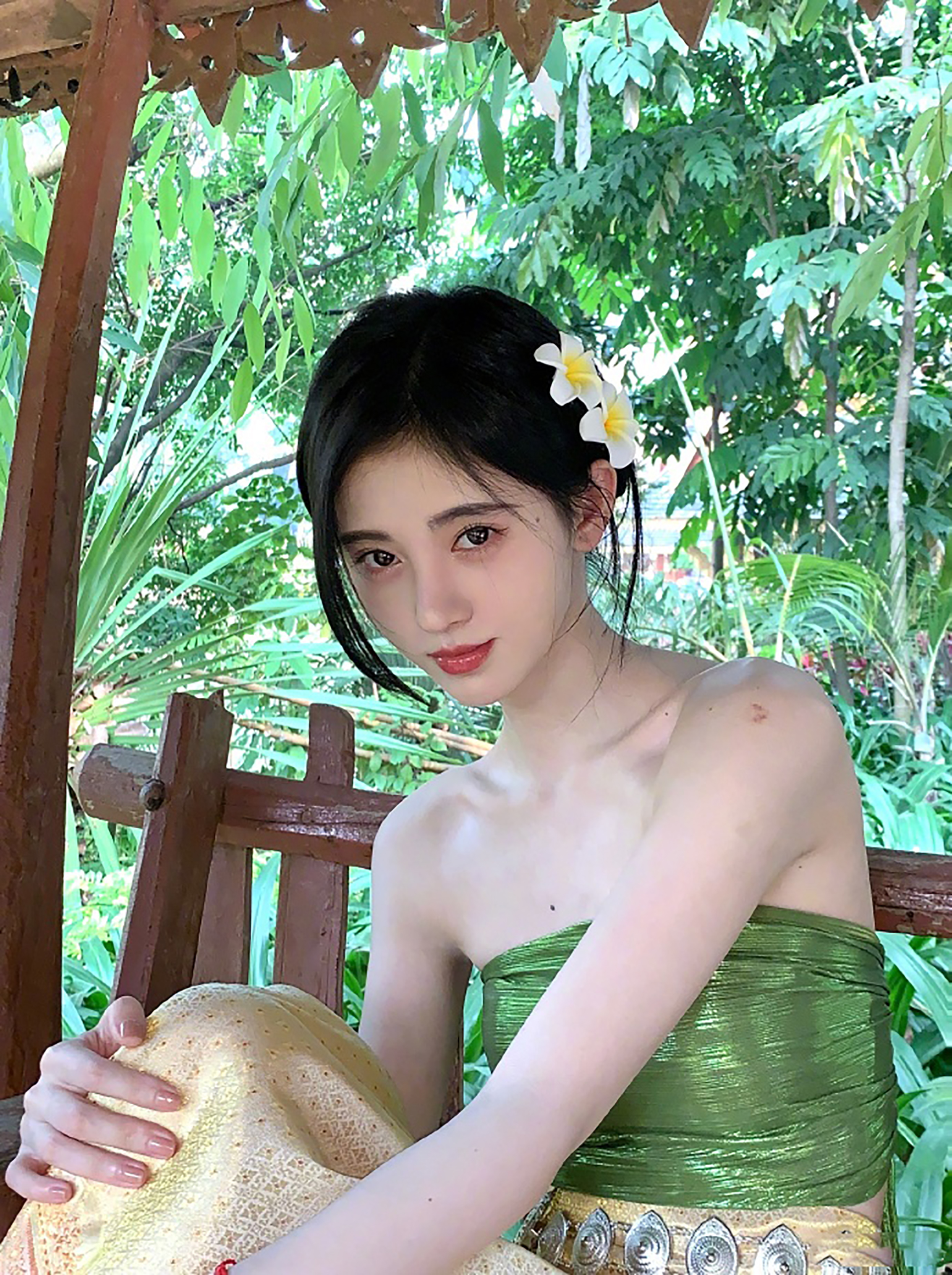 鞠婧祎倒三角眼妆原创,新手如何画鞠婧祎的倒三角眼妆