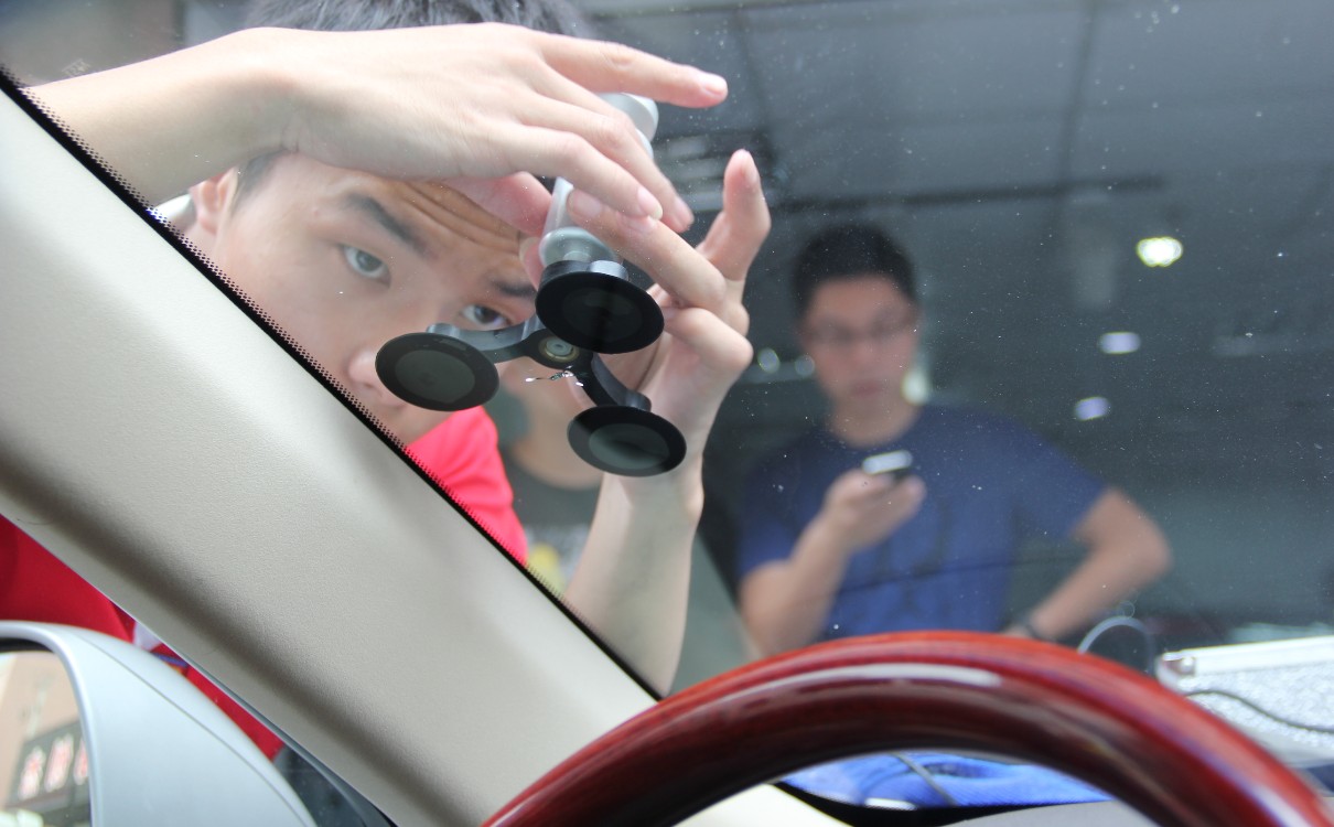 修补汽车玻璃裂痕多少钱,汽车玻璃裂缝修补神器