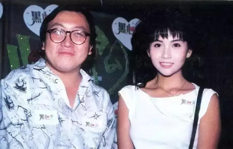 捡了遍地六便士,捡了六便士