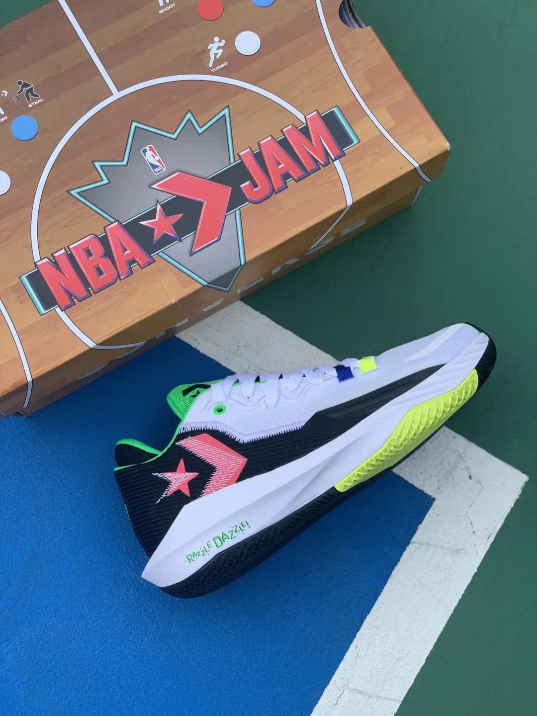 匡威全新实战鞋来了！前后ZoomAir的顶级配置，太帅了