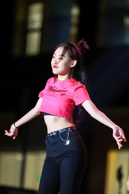 被称为沪上传奇校长，她说出了这所学校在三年内成为黑马的原因