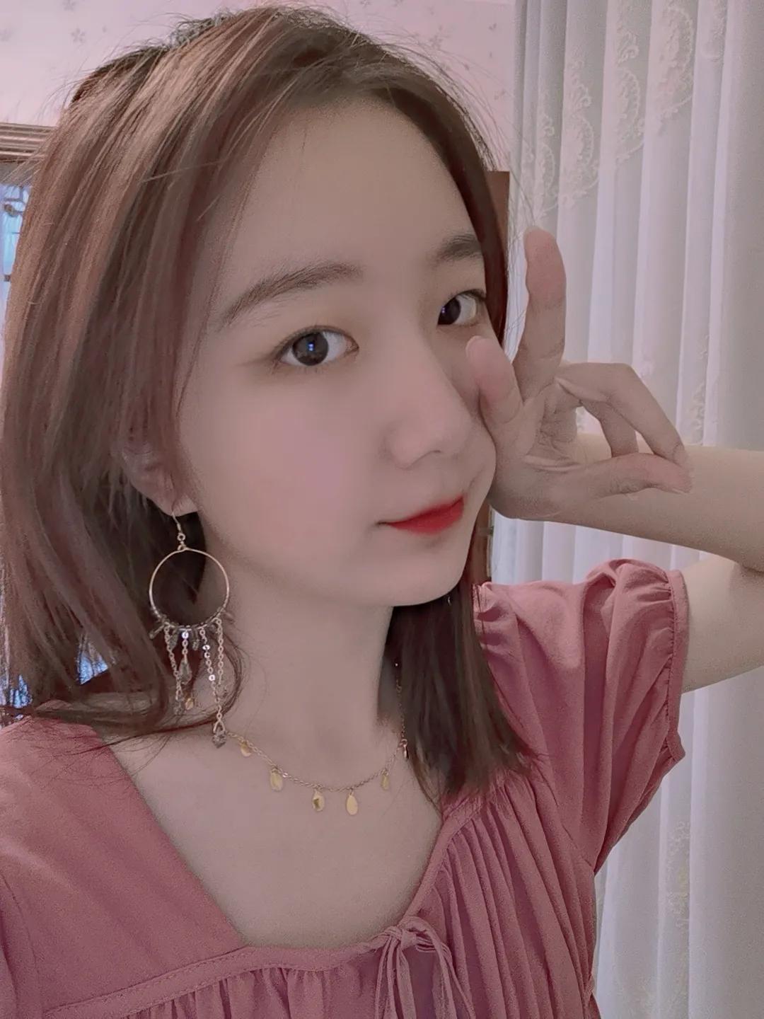 口红显白适合黄黑皮品牌,黄黑皮最显白的十大口红