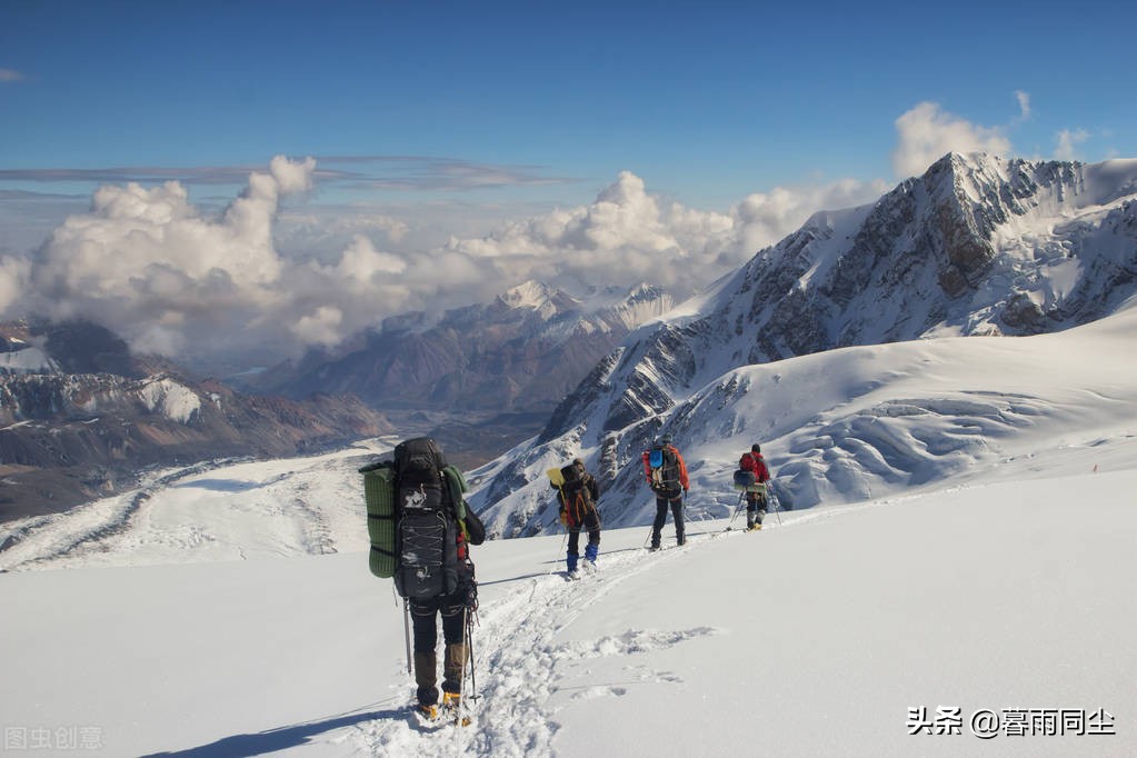 登山靴真实测评,透气又好穿的登山靴