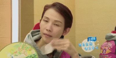 不会卸妆，你抹1万元一瓶的乳液，擦18层精华都没用