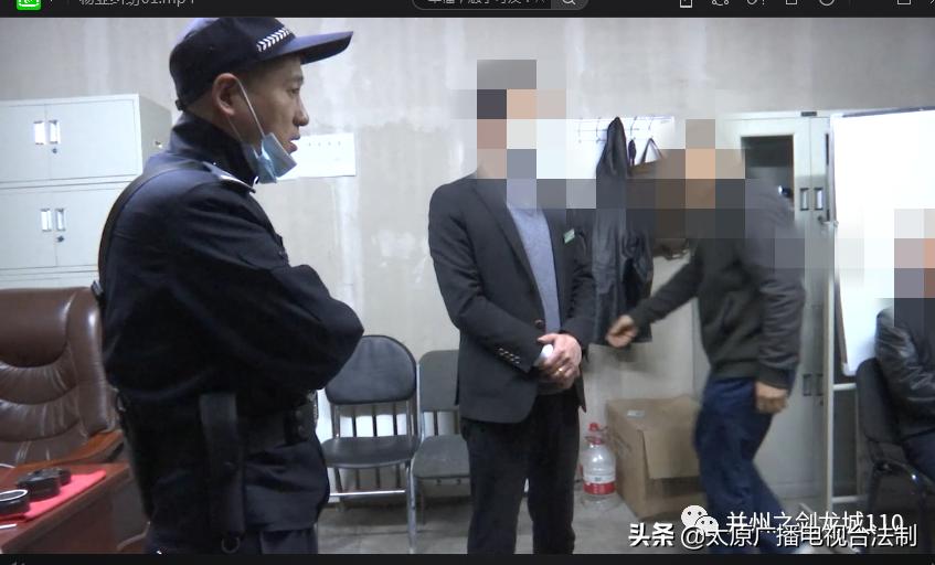 业主因为停车位吵架物业该怎么劝,因小区停车纠纷民警有权利拖车吗