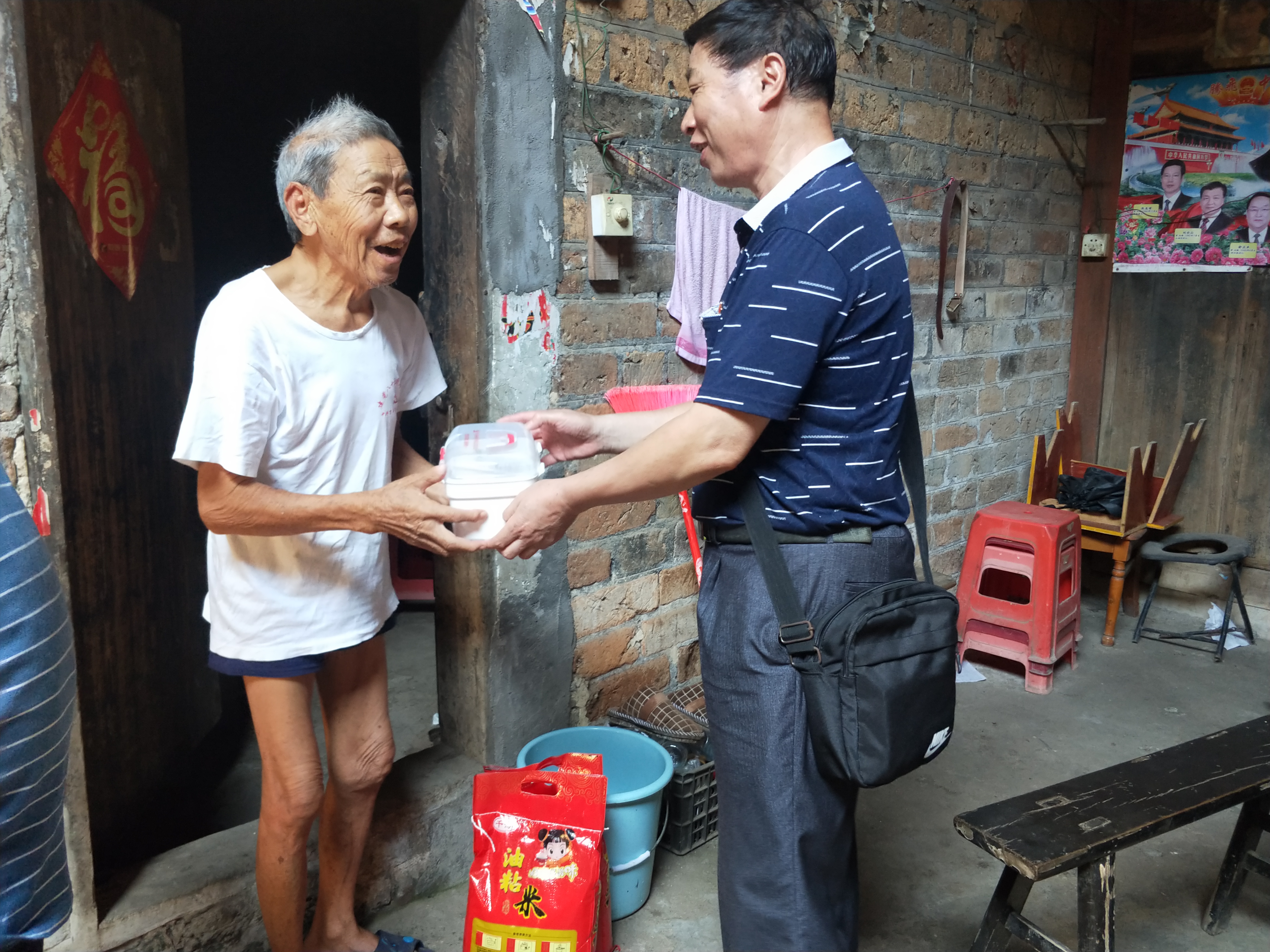 郴州骨科医院做这些这么多老军人为什么要盯着