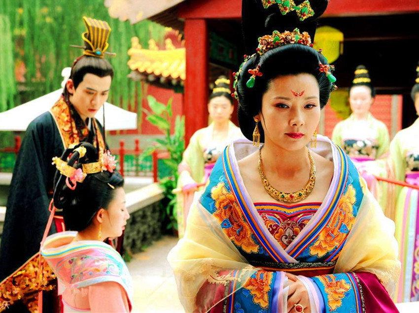 杨玉环的前夫李瑁后来是什么结局,杨贵妃前夫下场