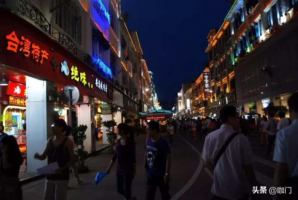 奶茶店自己开好还是加盟比较好,koi奶茶店加盟还是直营