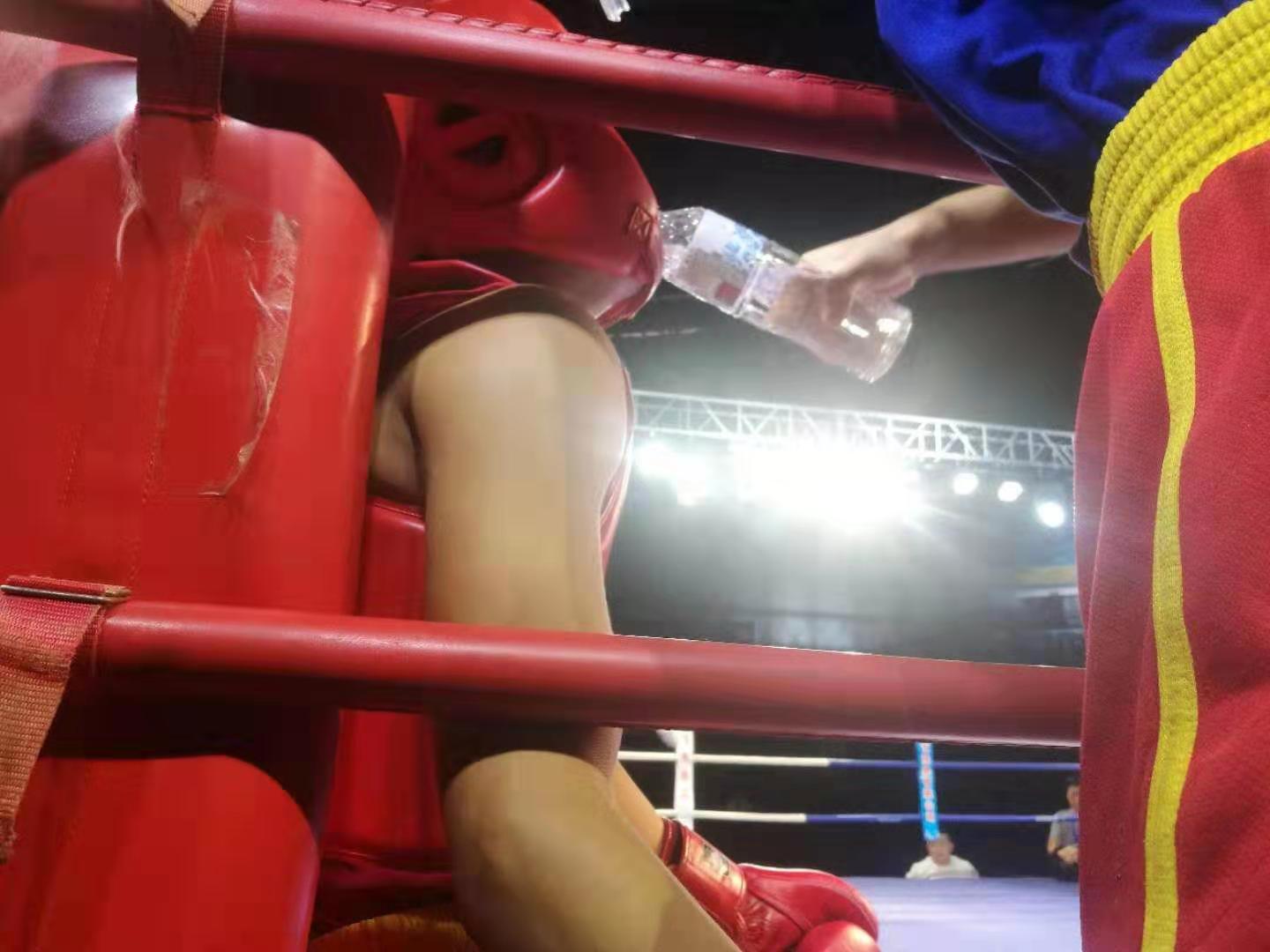 娃哈哈亚运限定晶钻水,娃哈哈晶钻水4.5