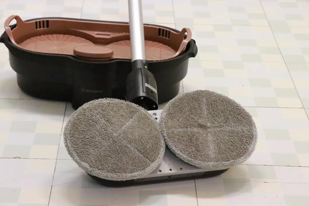 一口气丢了6个鸡肋拖把，我终于收获了舔地级干净