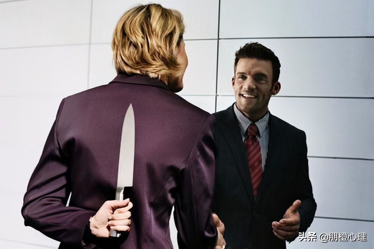 容易轻信他人是什么原因,特别容易轻信他人的话