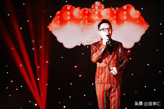 主持婚礼司仪证婚人讲话简单台词,司仪主持婚礼的台词简单一点