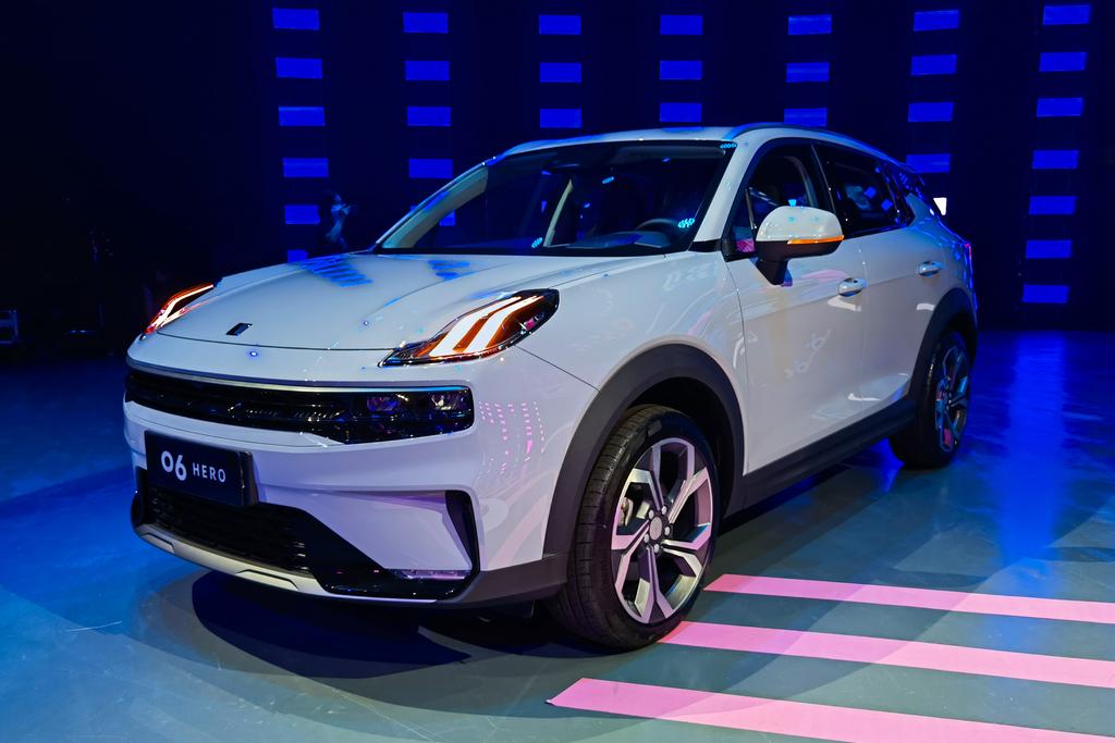 汽车玻璃膜怎么贴教程全过程,车膜怎么贴全车膜视频教程