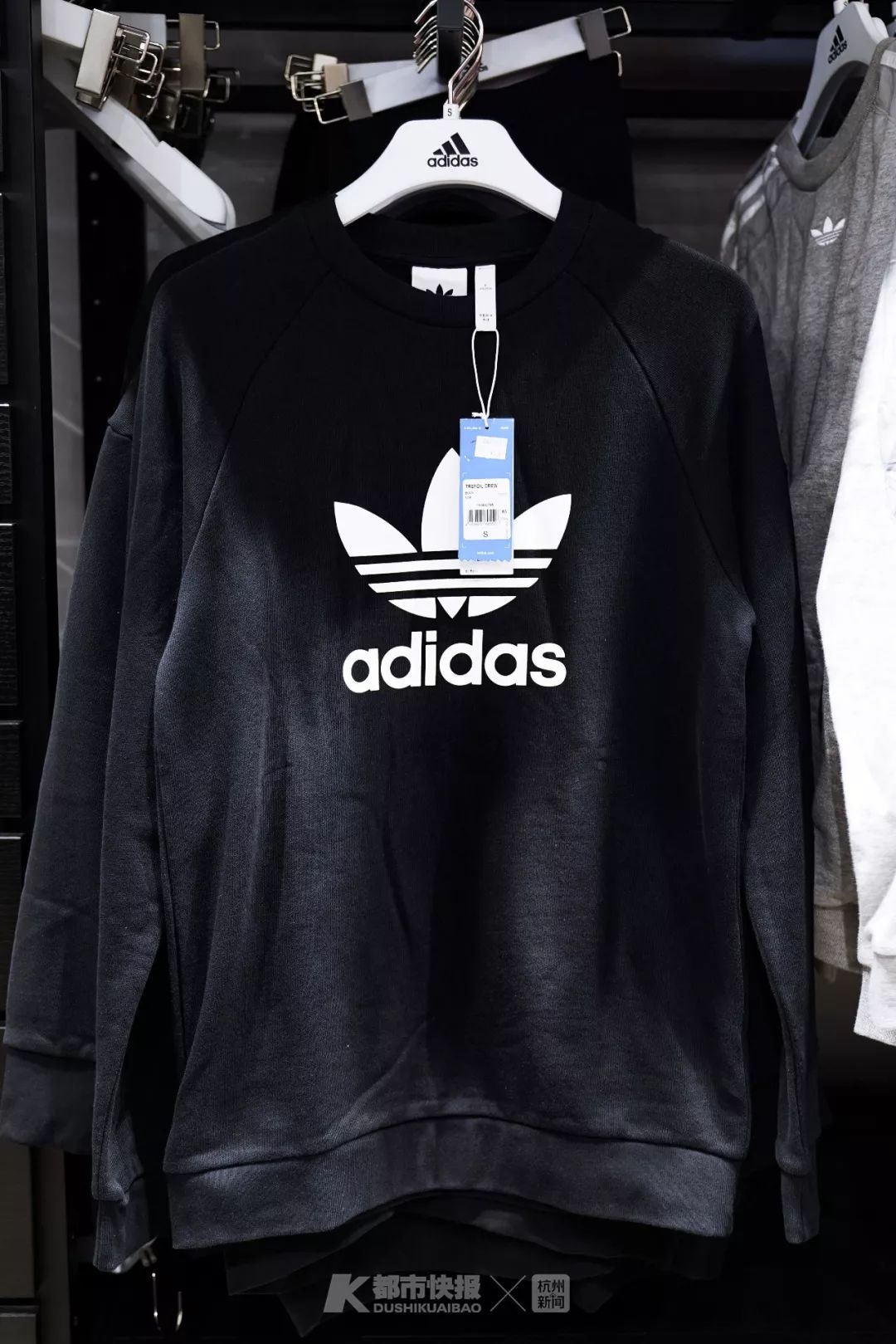 耐克阿迪有没有一定的质量问题,年轻人都穿的耐克阿迪是不是真的