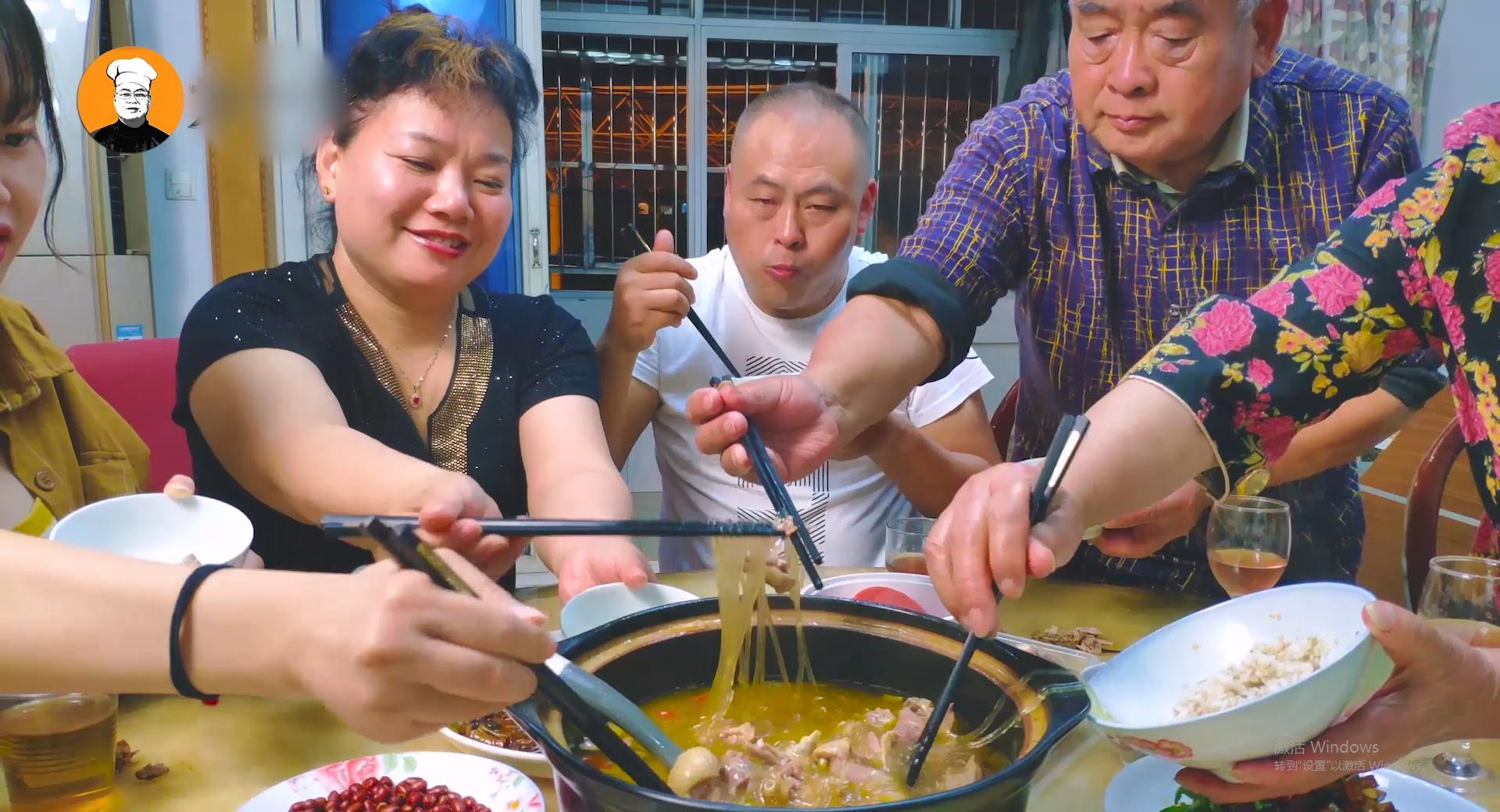 清炖老鸭汤怎么做最好吃,怎么样炖老鸭汤又香又好吃