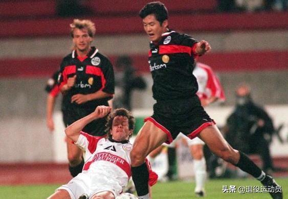 杨晨获得德甲传奇,中国足球杨晨完整版