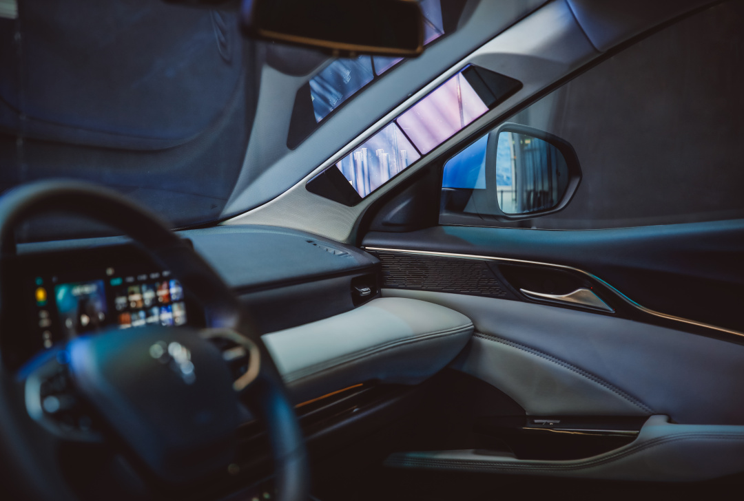 哪吒汽车智能安全体验,哪吒汽车团队情况简介