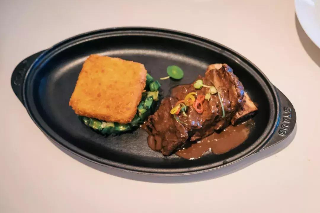 三亚海棠湾jw万豪与艾迪逊对比,不服来辩下一句