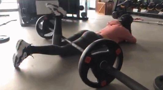 抖音最火身材摆锤,抖音臀腿挑战