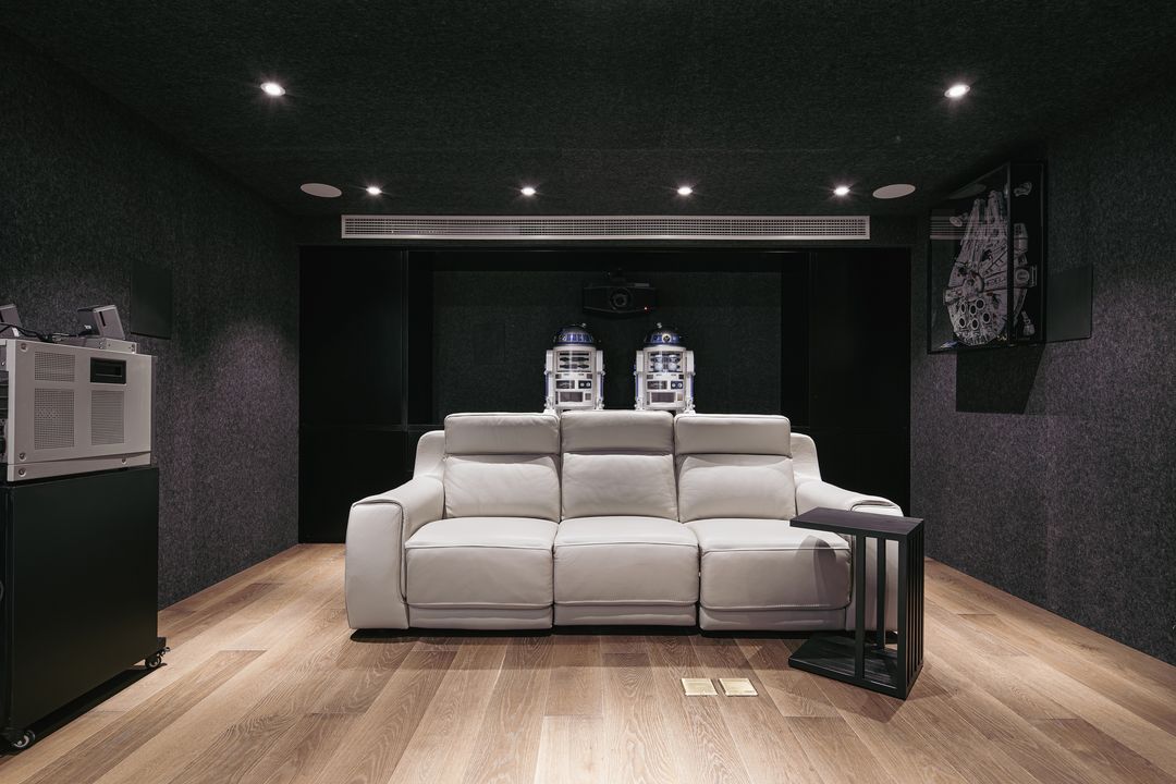 他把家里，变成了500m²的三层游戏厅