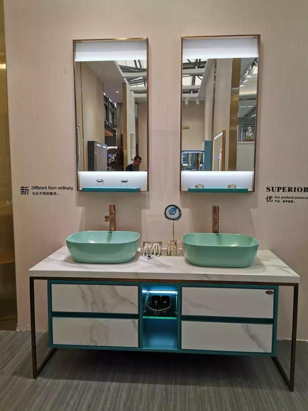 色“诱上海厨卫展！科勒、高斯...谁最出色