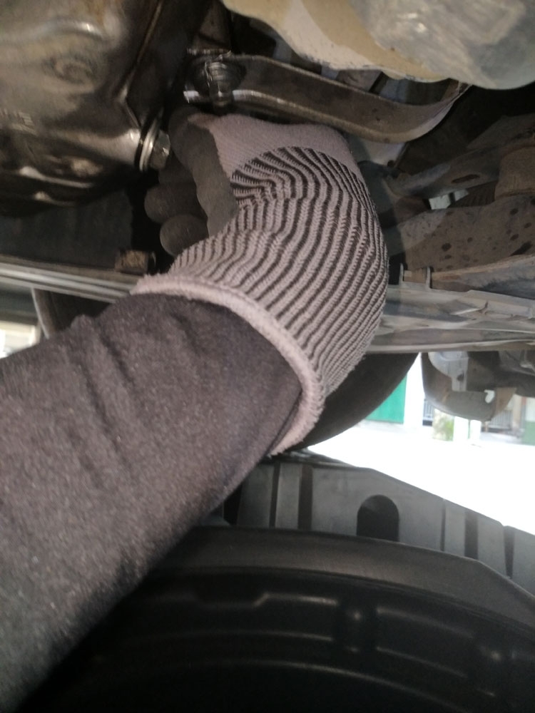 保养汽车要不要拿着保养手册,收藏汽车需要哪些手续