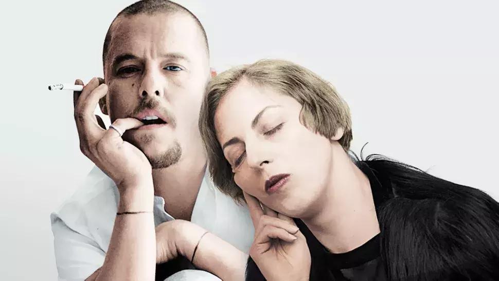 6岁“出柜”,40岁在家中自缢,这个时尚鬼才到底经历了什么?