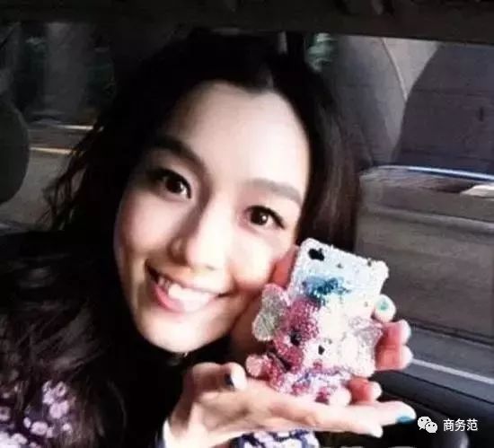 施华洛世奇镶钻表盘,表盘带钻施华洛世奇