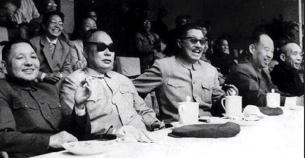 中国足球要从娃娃抓起是谁说的,中国足球要从娃娃抓起照片