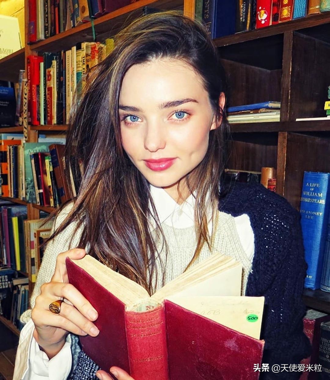 米兰达可儿挺孕肚出街四胎,米兰达可儿怀三胎图片