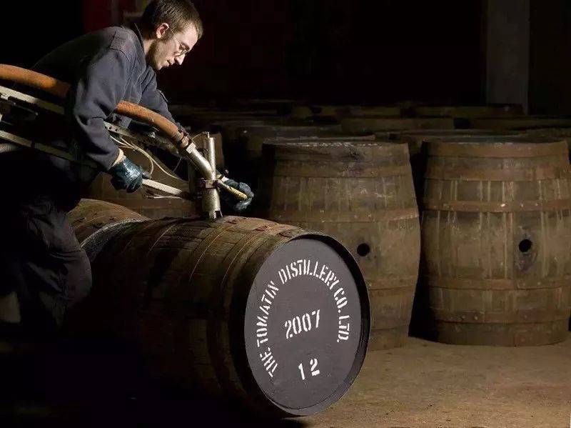 红葡萄酒酿造的一般工艺流程,红葡萄酒一般酿造流程