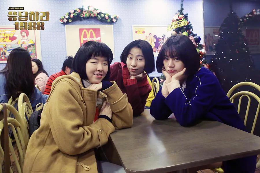 三十年过去了，不忍心再看成龙