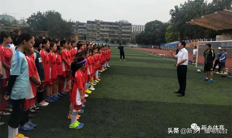 群众体育场馆投入,动起来篮球馆增城