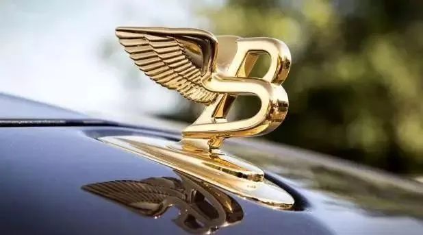 宾利黑色和红色标志,宾利有多少个绿色