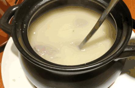 还没想好国庆去哪？自驾2.5小时，在秋日里泡温泉吃美食